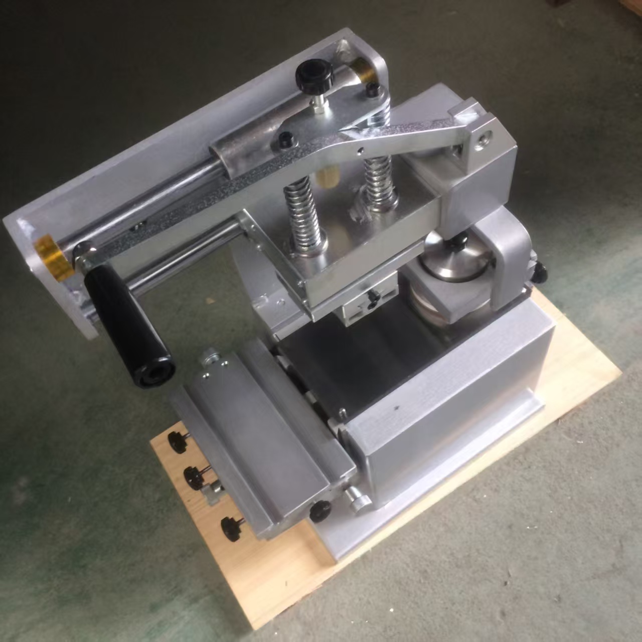 Affordable Hand Operated Pad P - Commercial Printing Operations のレビューと価格